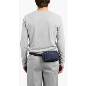 NEW BELLROY venture hip pack in midnight